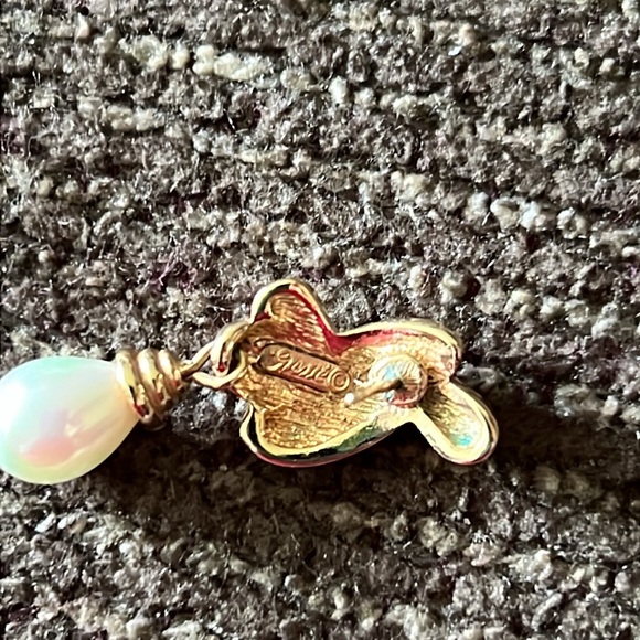 Christian Dior pearl drop earring - Picture 2 of 3